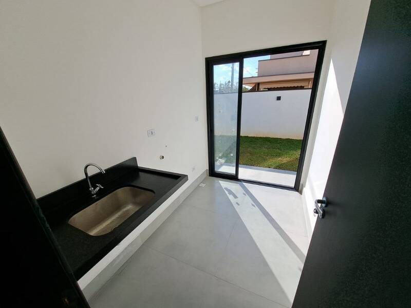 Casa à venda com 3 quartos, 156m² - Foto 15