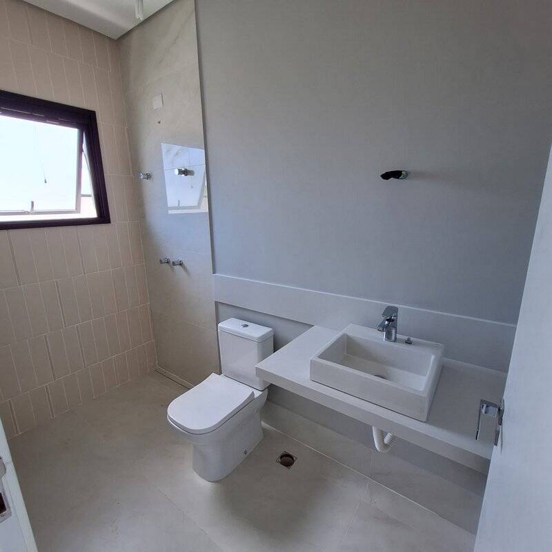 Casa à venda com 3 quartos, 270m² - Foto 12