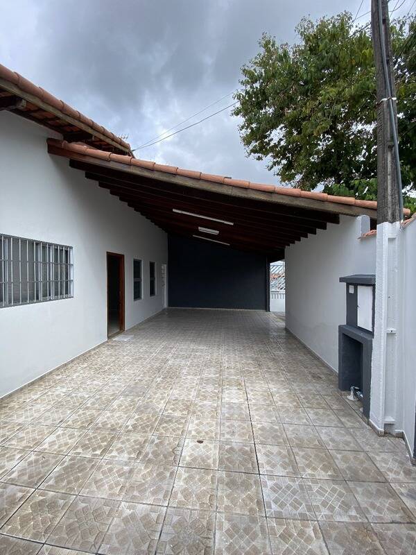 Casa à venda com 3 quartos, 123m² - Foto 2