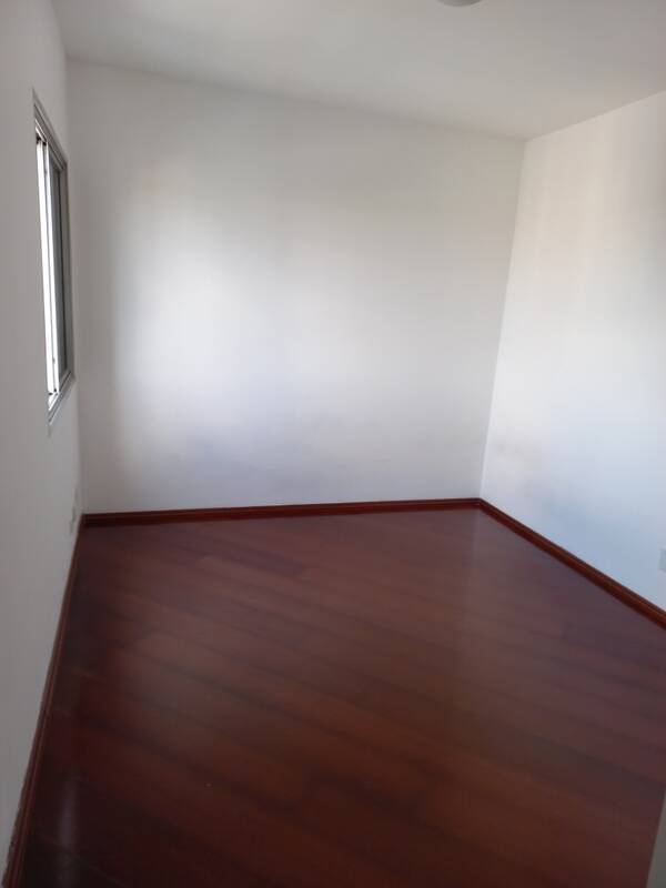 Apartamento para alugar com 2 quartos, 75m² - Foto 9