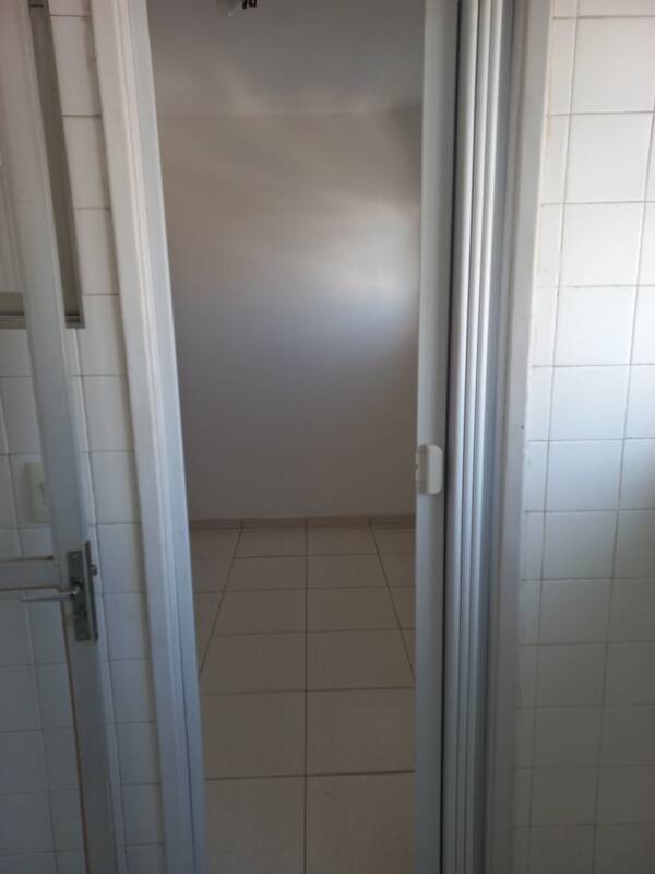 Apartamento para alugar com 2 quartos, 75m² - Foto 19