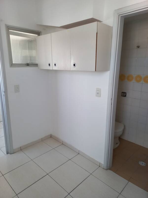 Apartamento para alugar com 2 quartos, 75m² - Foto 24