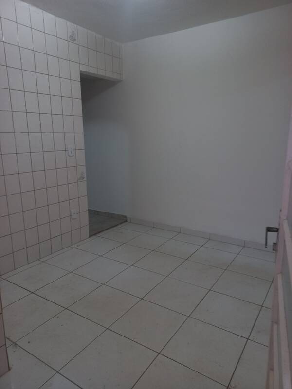 Casa para alugar com 3 quartos, 100m² - Foto 11