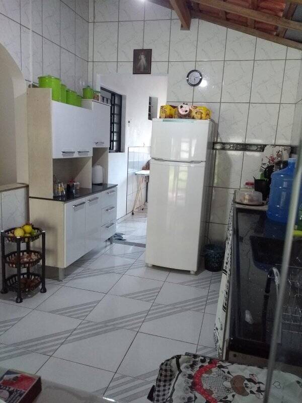 Casa à venda com 2 quartos, 150m² - Foto 3