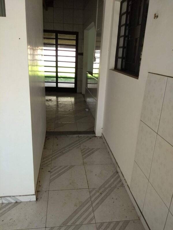 Casa à venda com 2 quartos, 150m² - Foto 13