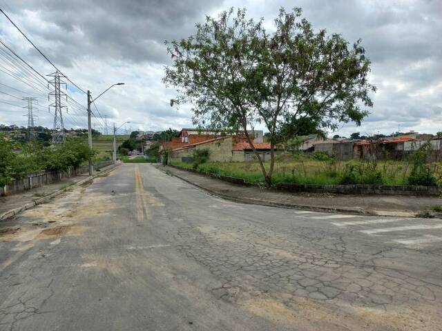 Área para Venda em São José dos Campos - 2