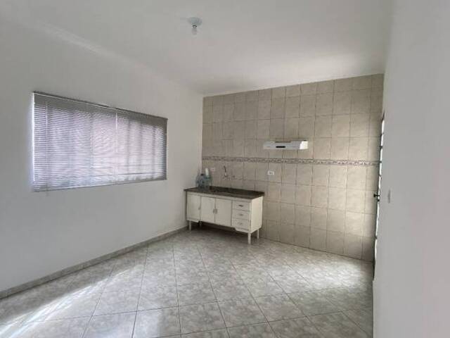 Casa para Venda em São José dos Campos - 4