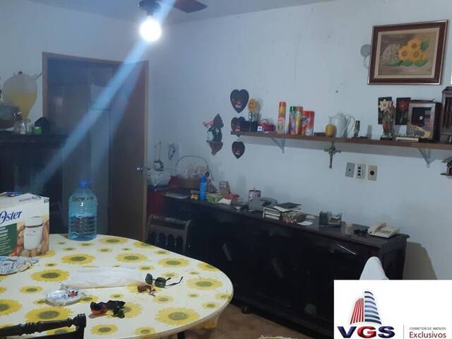 Casa para Venda em São José dos Campos - 5